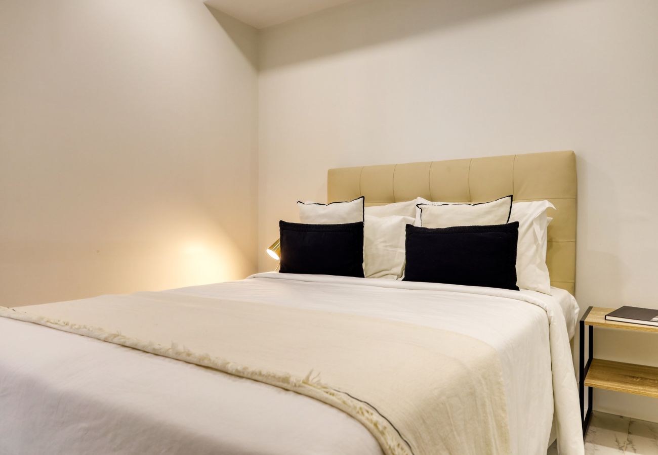 Apartamento em Funchal - Beco Santa Emilia 4O, a Home in Madeira