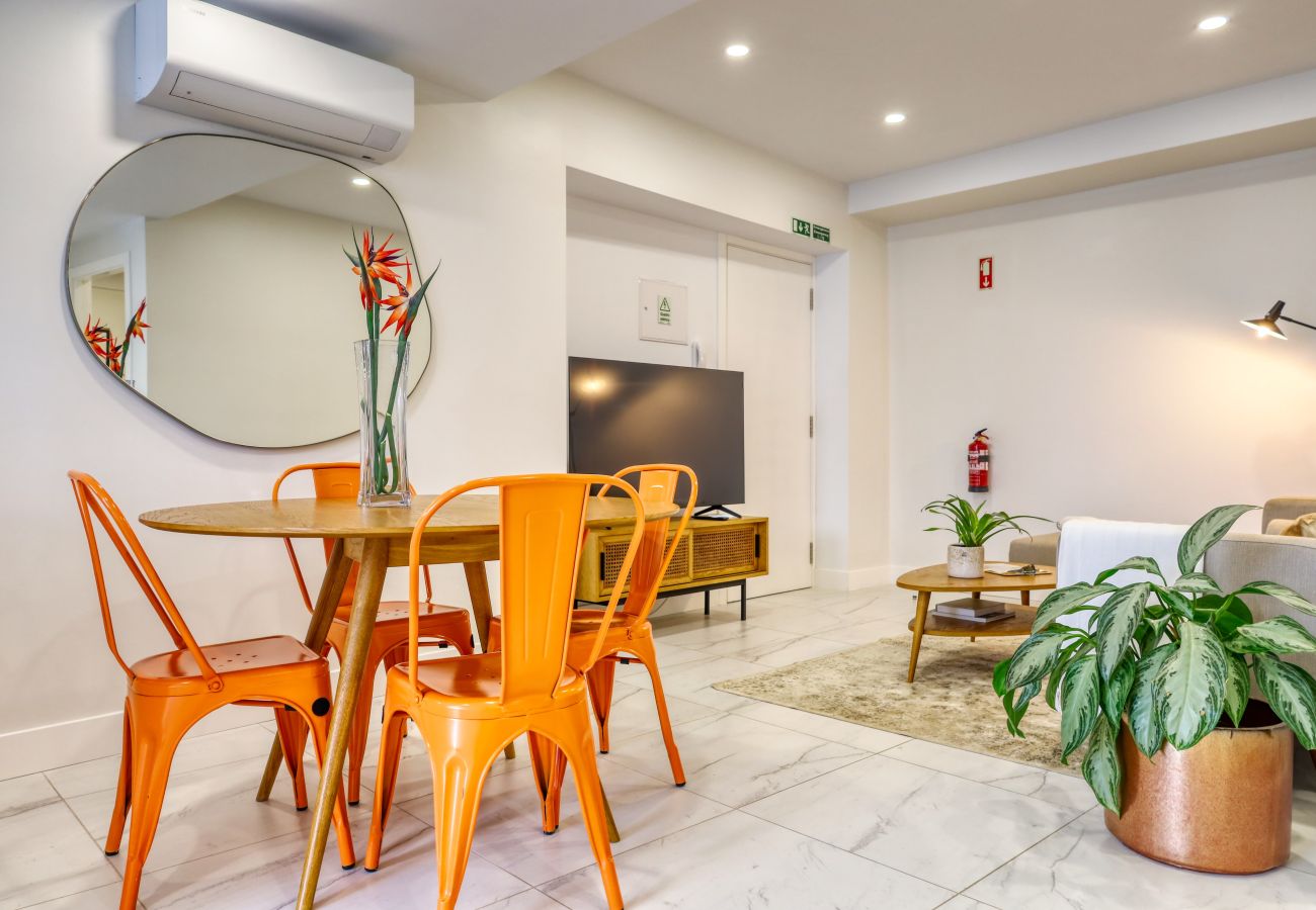 Apartamento em Funchal - Beco Santa Emilia 4O, a Home in Madeira