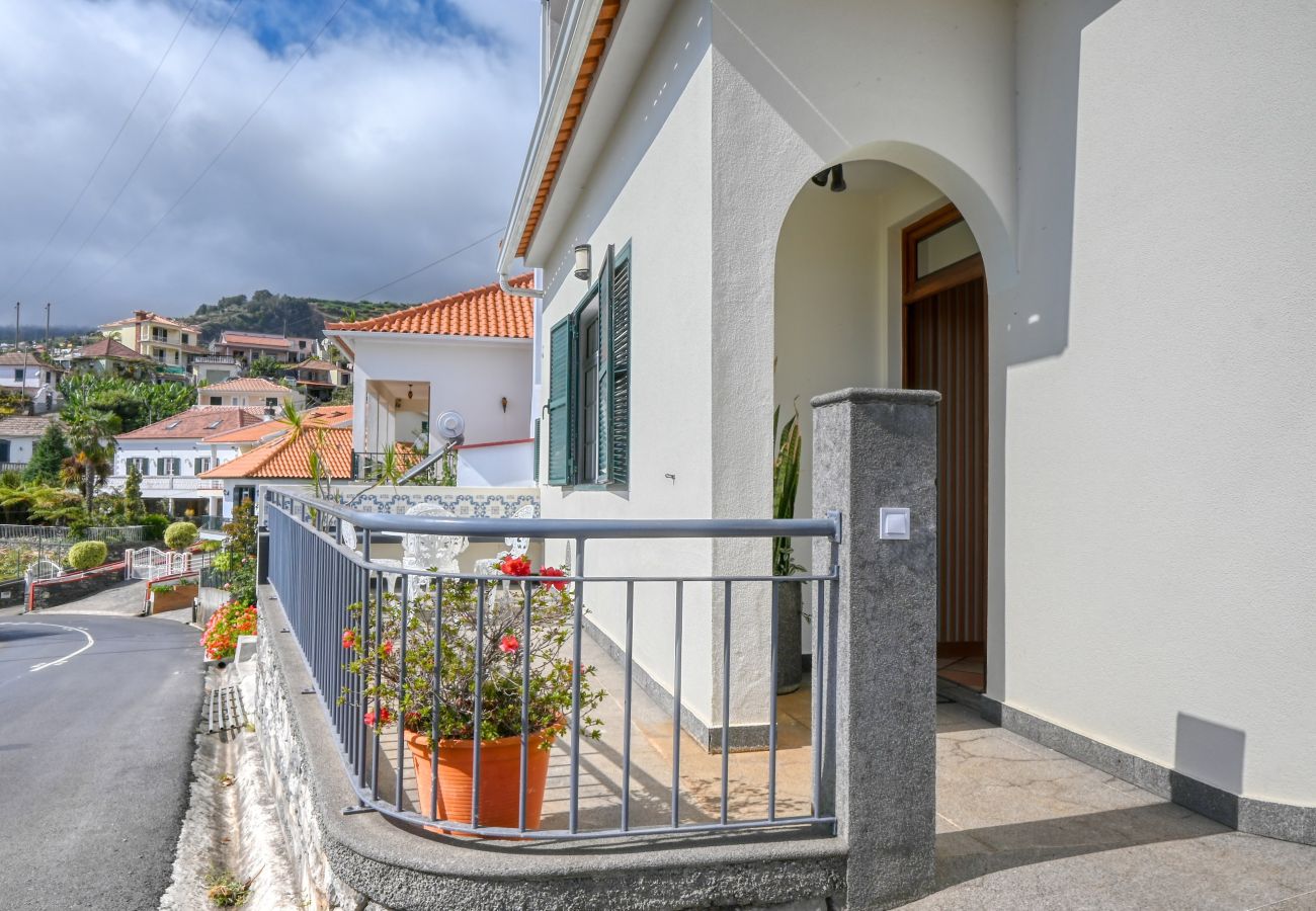 Apartamento em Ponta do Sol - Clarisses House II, a Home in Madeira