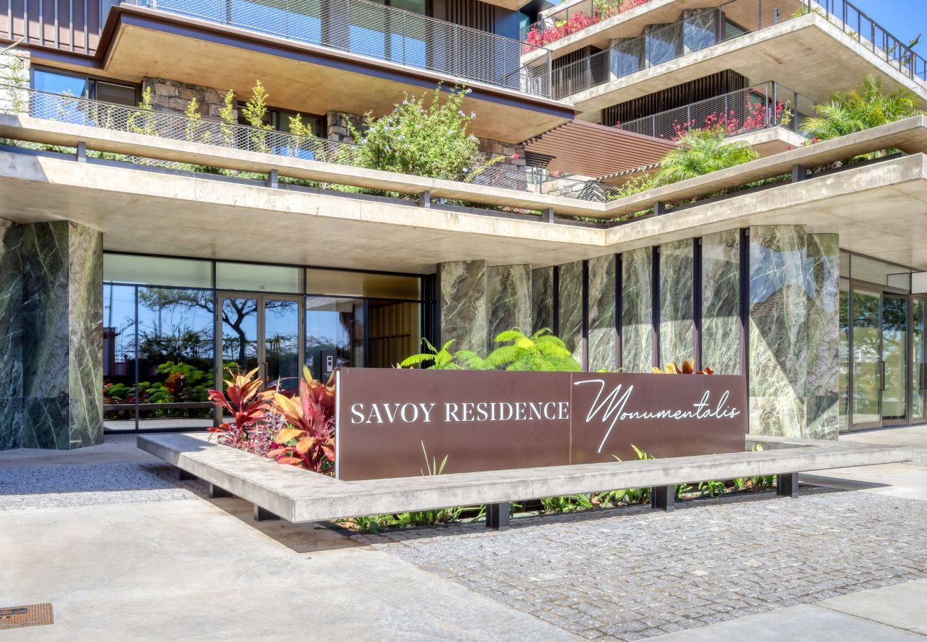 Apartamento em Funchal - Savoy Monumentalis, a Home in Madeira