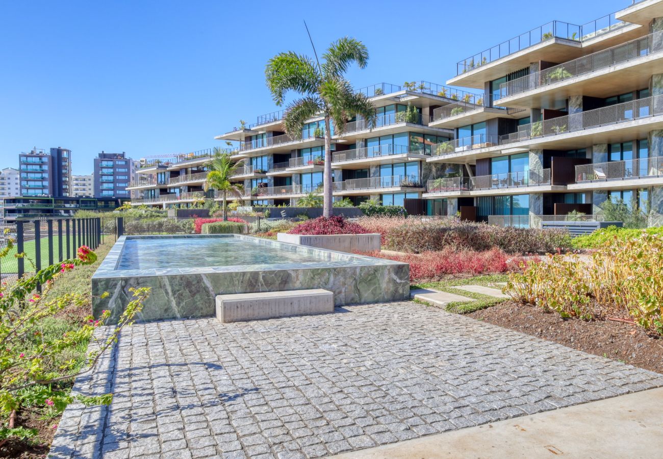 Apartamento em Funchal - Savoy Monumentalis, a Home in Madeira