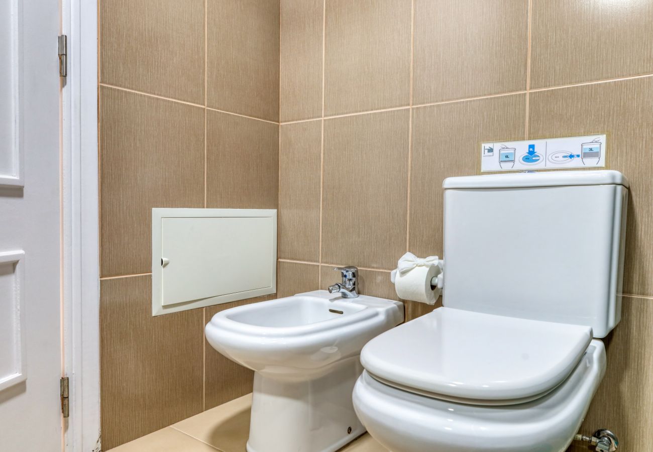 Apartamento em Funchal - Baia Cliff View, a Home in Madeira