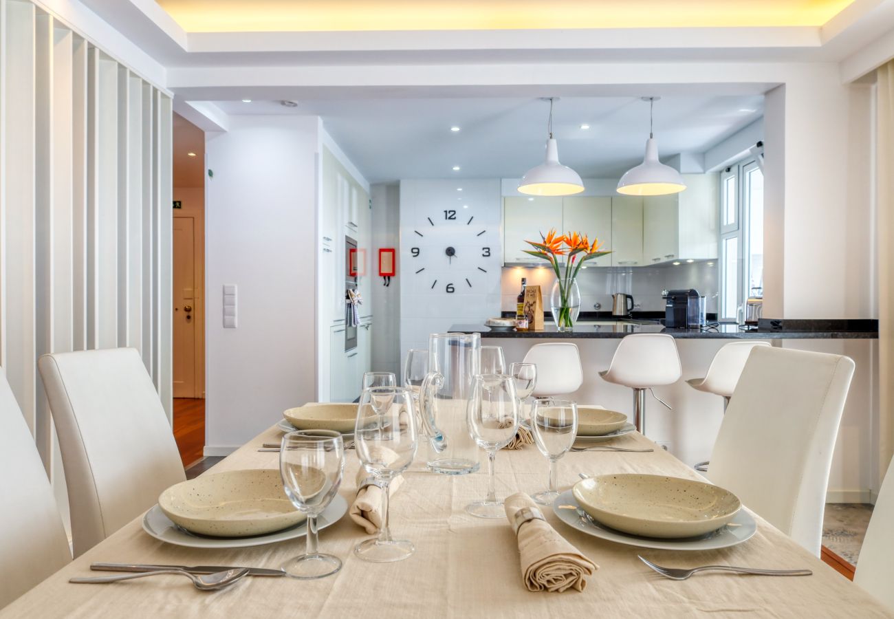Apartamento em Funchal - Baia Cliff View, a Home in Madeira