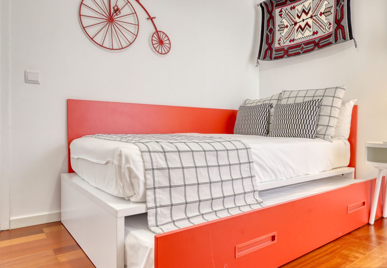 Apartamento em Funchal - Baia Cliff View, a Home in Madeira