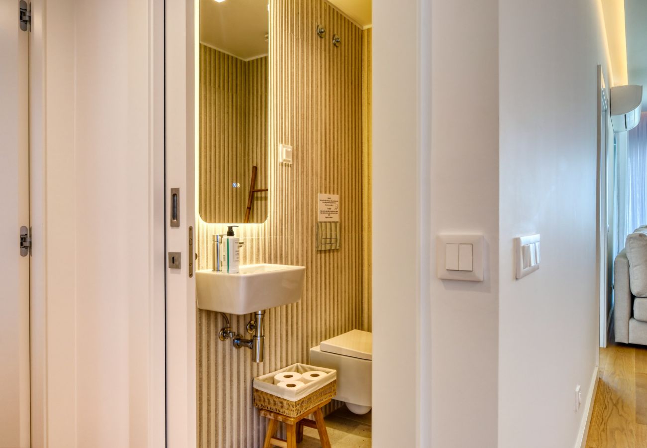 Apartamento em Funchal - Funchal Acqua Blue 5L, a Home in Madeira