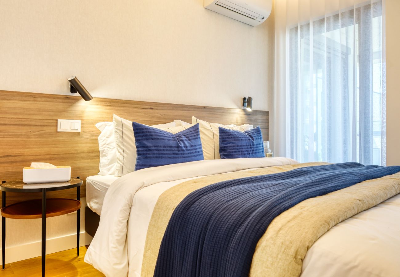 Apartamento em Funchal - Funchal Acqua Blue 5L, a Home in Madeira
