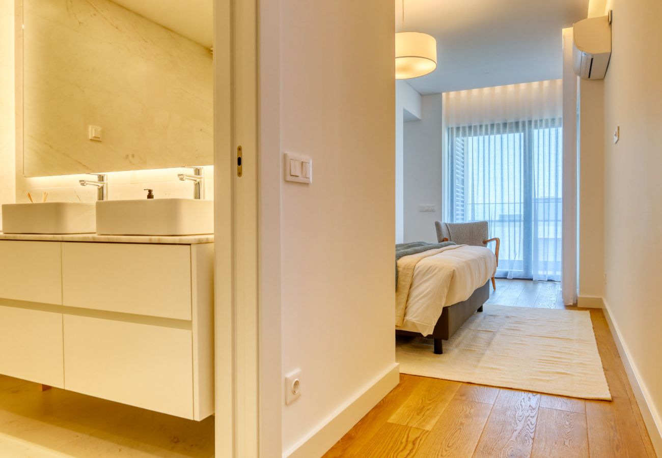 Apartamento em Funchal - Funchal Acqua Blue 5L, a Home in Madeira