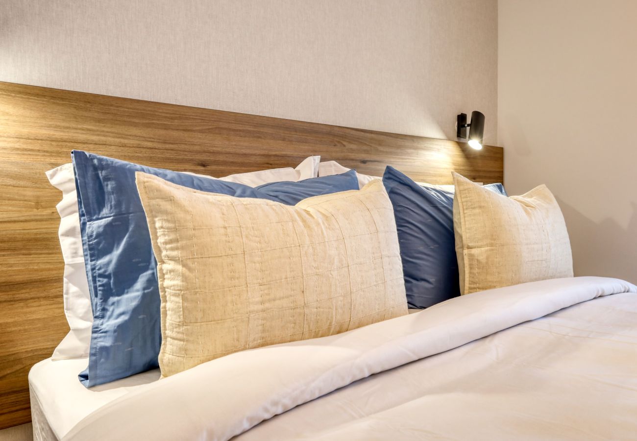 Apartamento em Funchal - Funchal Acqua Blue 5L, a Home in Madeira