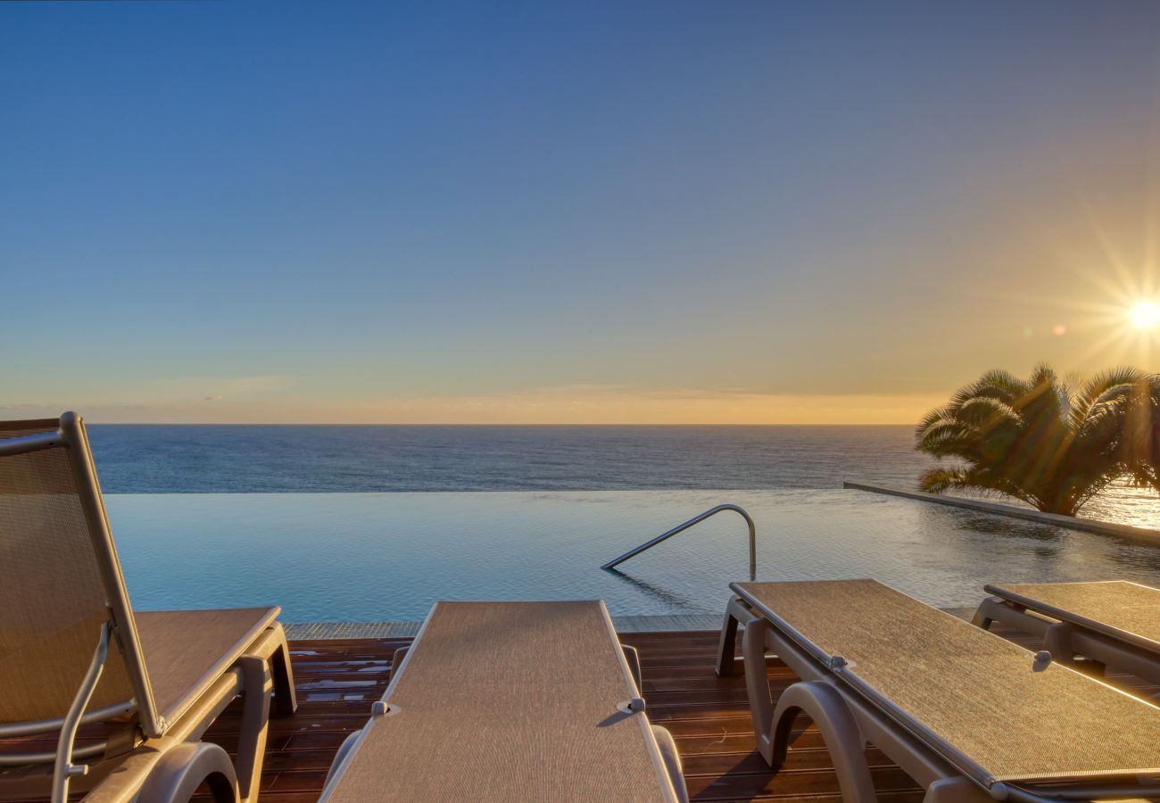 Apartamento em Funchal - Funchal Acqua Blue 3H, a Home in Madeira