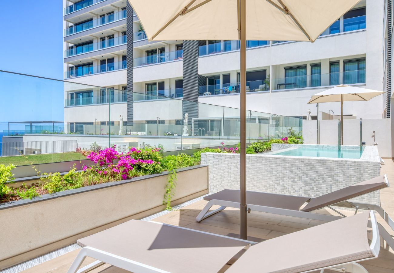 Apartamento em Funchal - Funchal Acqua Blue 3H, a Home in Madeira