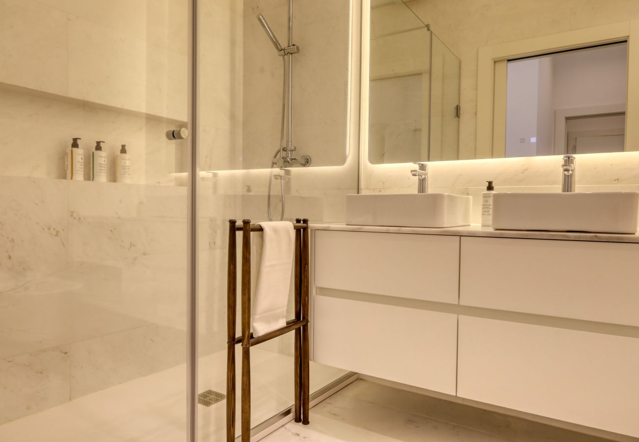 Apartamento em Funchal - Funchal Acqua Blue 3H, a Home in Madeira