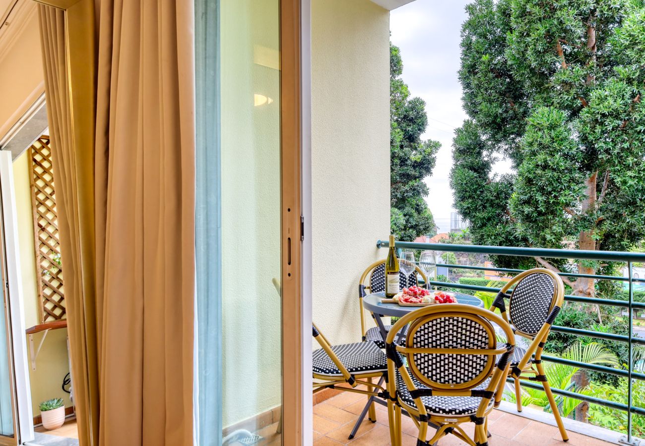 Apartamento em Ponta do Sol - Alziras Place, a Home in Madeira