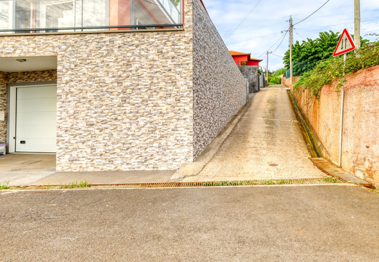 Casa em Ponta do Sol - Ponta do Sol Sea View, a Home in Madeira