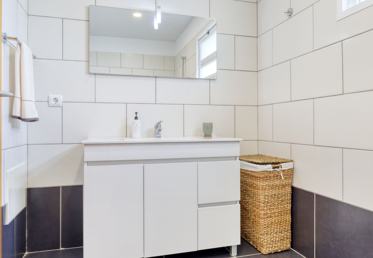 Casa em Ponta do Sol - Ponta do Sol Sea View, a Home in Madeira