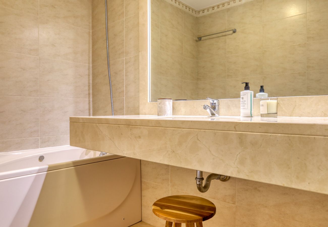 Apartamento em Funchal - Emma's Place, a Home in Madeira