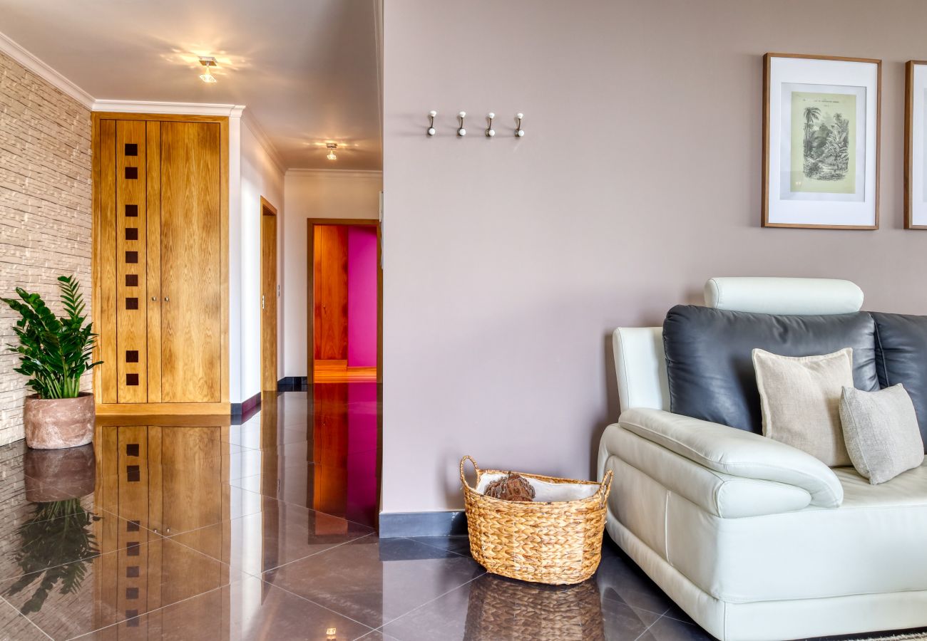 Apartamento em Ponta do Sol - Oasis do Sol, a Home in Madeira