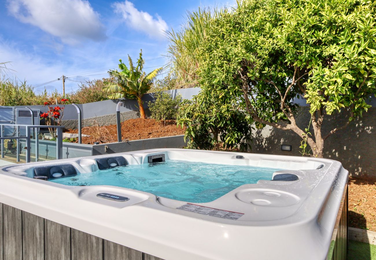 Apartamento em Ponta do Sol - Oasis do Sol, a Home in Madeira