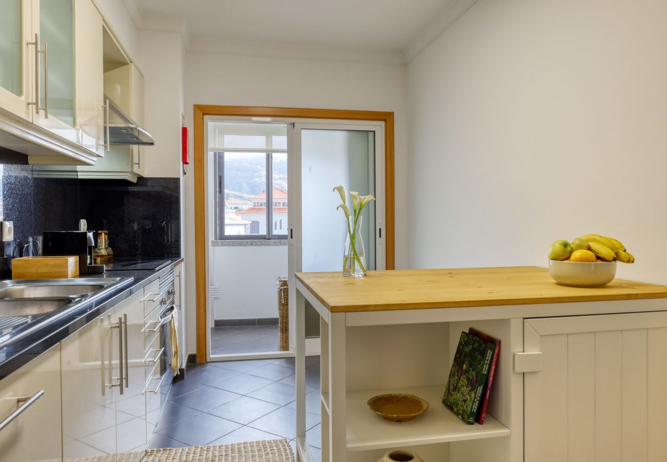 Apartamento em Funchal - Graça's Place, a Home in Madeira