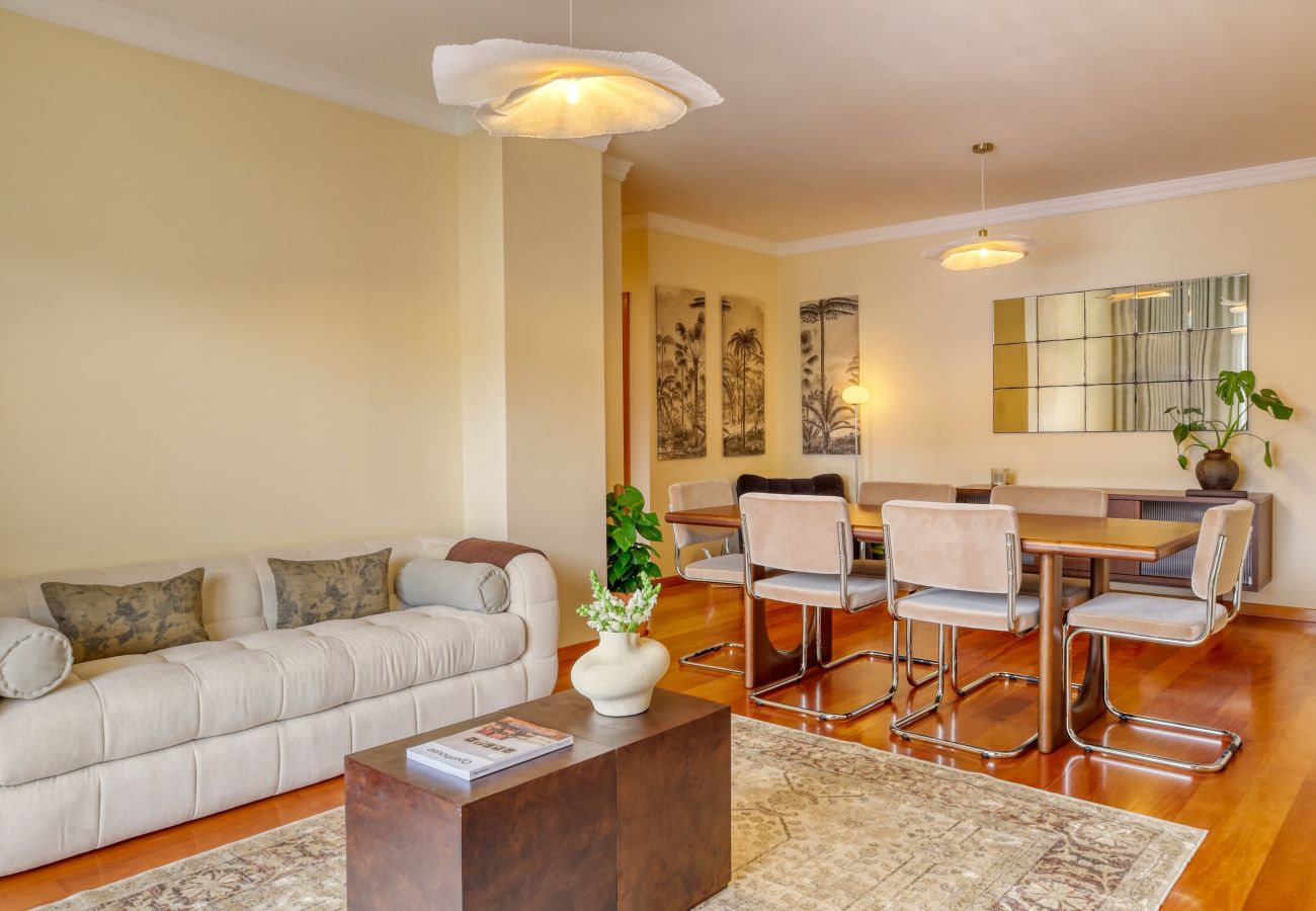 Apartamento em Funchal - Graça's Place, a Home in Madeira