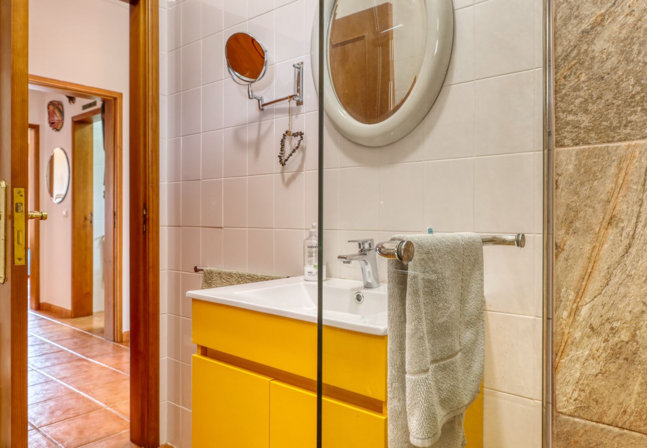 Casa em Porto Santo - Casa Saudade, a Home in Madeira