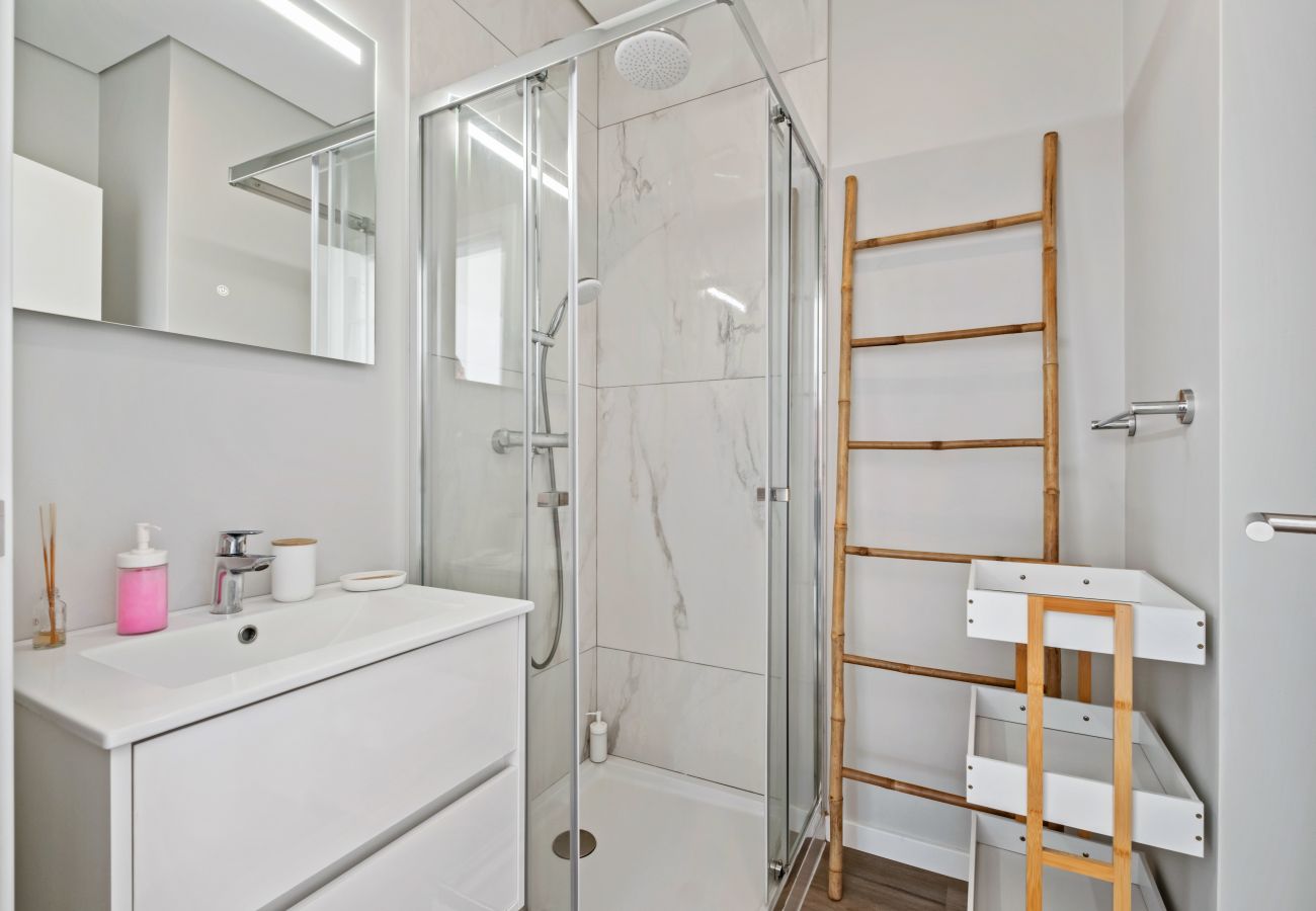 Apartamento em Funchal - Sé Cathedral Rooftop, a Home in Madeira