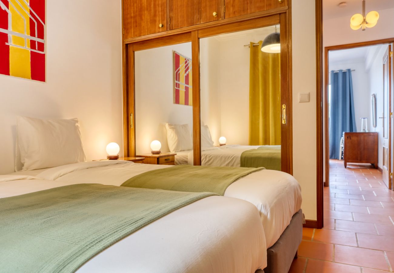 Apartamento em Santa Cruz - Verde Água Garajau, a Home in Madeira