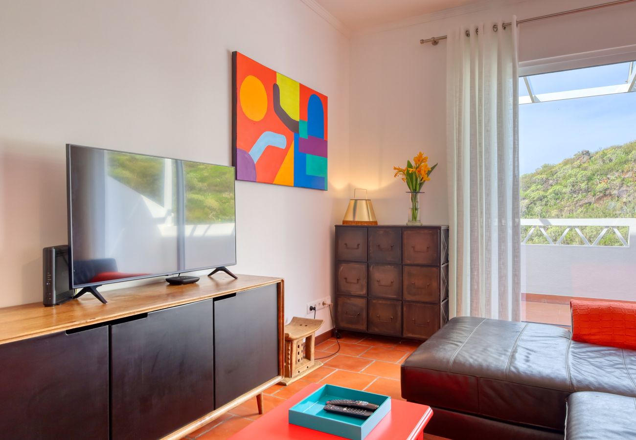 Apartamento em Santa Cruz - Verde Água Garajau, a Home in Madeira