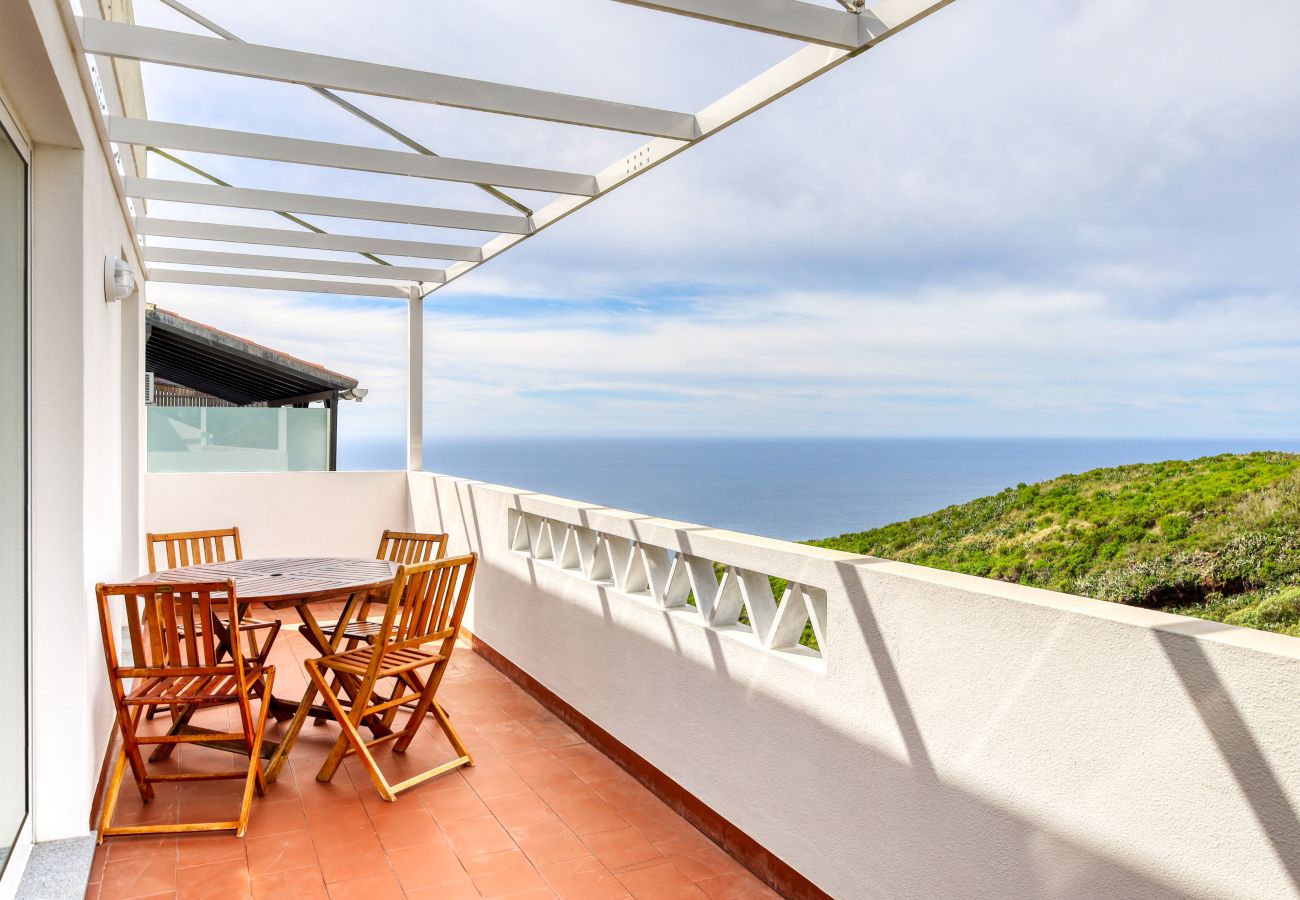 Apartamento em Santa Cruz - Verde Água Garajau, a Home in Madeira