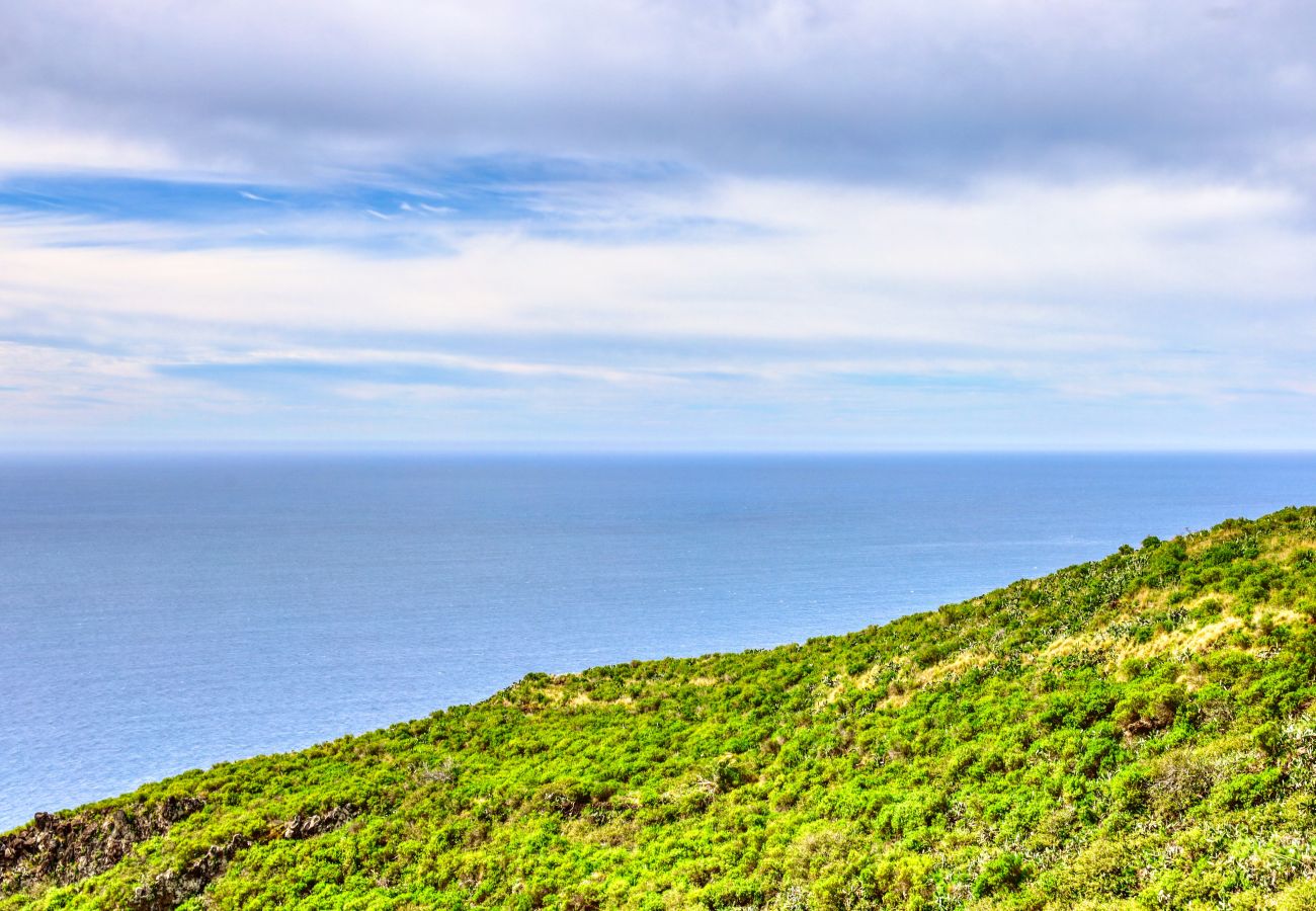Apartamento em Santa Cruz - Verde Água Garajau, a Home in Madeira