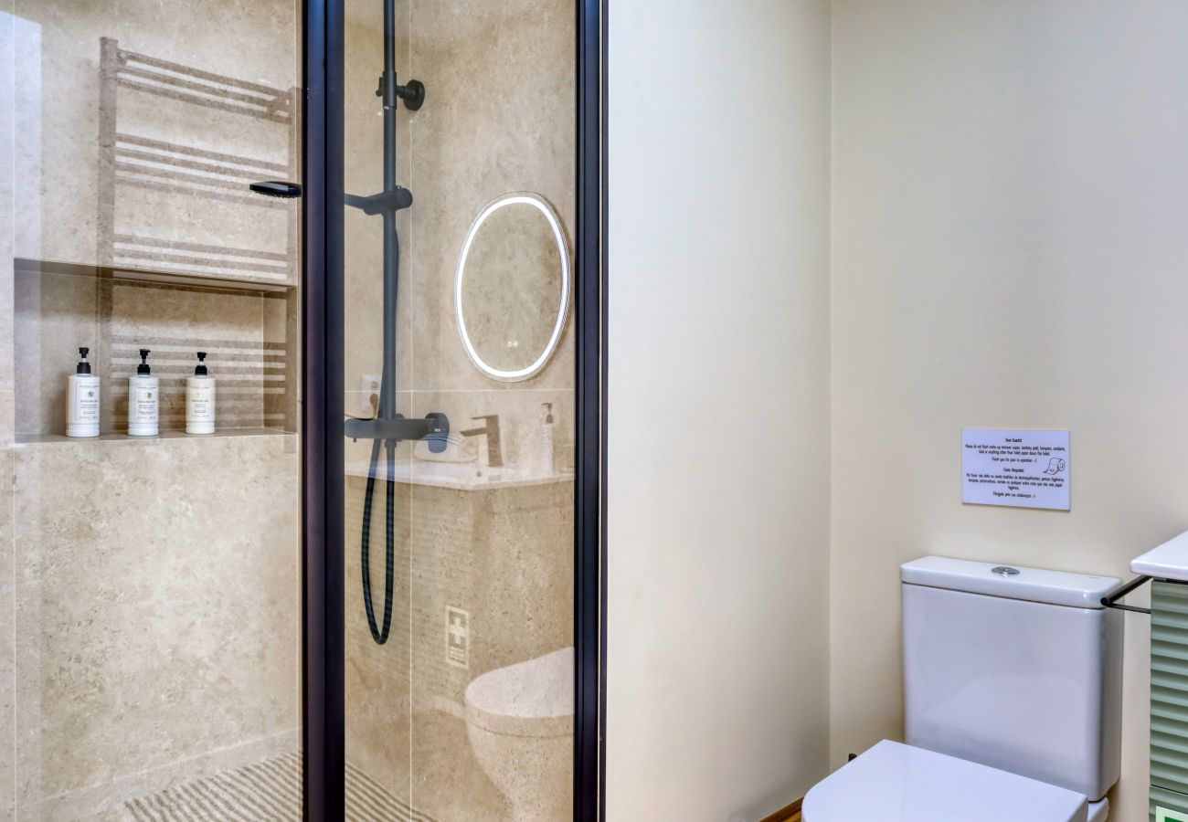 Apartamento em Funchal - Refúgio no Funchal II, a Home in Madeira