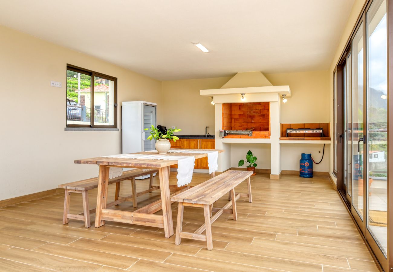 Apartamento em São Vicente - Casa da Mercês Ⅰ, a Home in Madeira