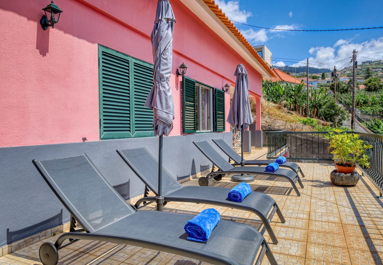 Apartamento em Ponta do Sol - Sunrise House, a Home in Madeira