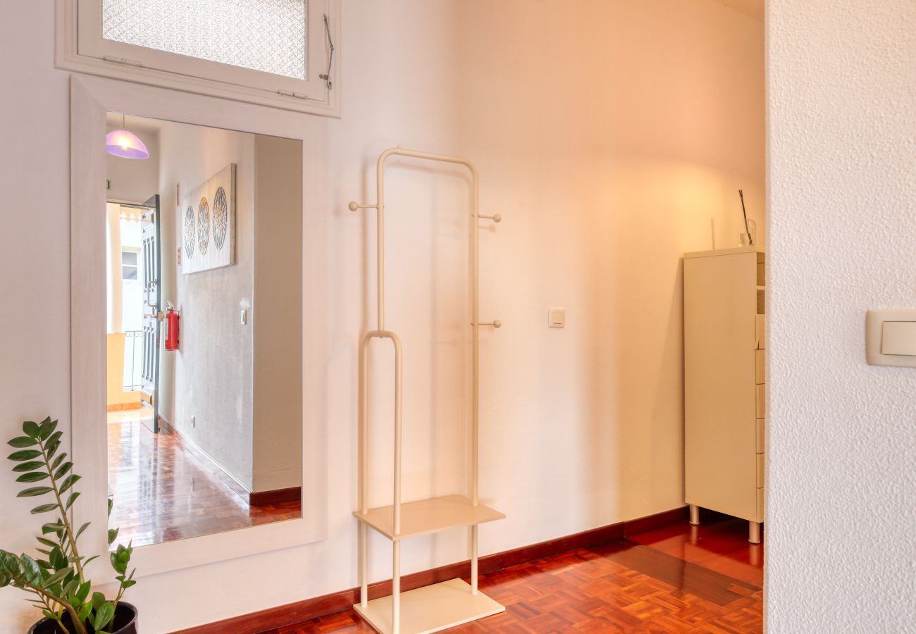 Apartamento em Ponta do Sol - Maresia II, a Home in Madeira