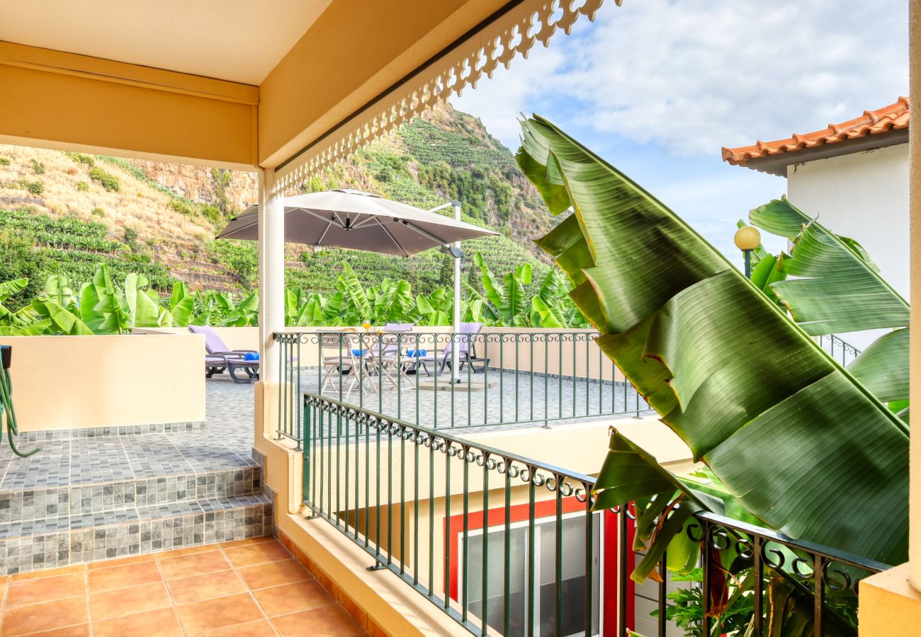 Apartamento em Ponta do Sol - Maresia II, a Home in Madeira