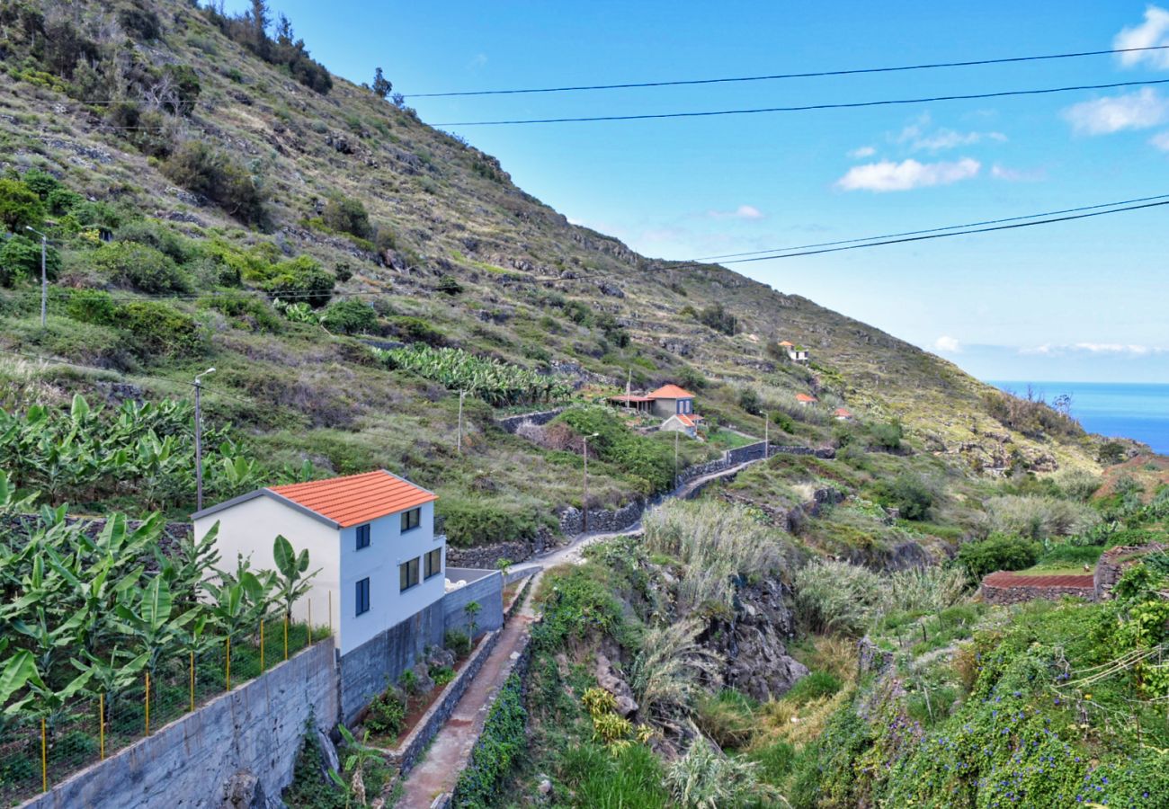 Apartment in Campanário - Casa Calhau da Lapa, a Home in Madeira