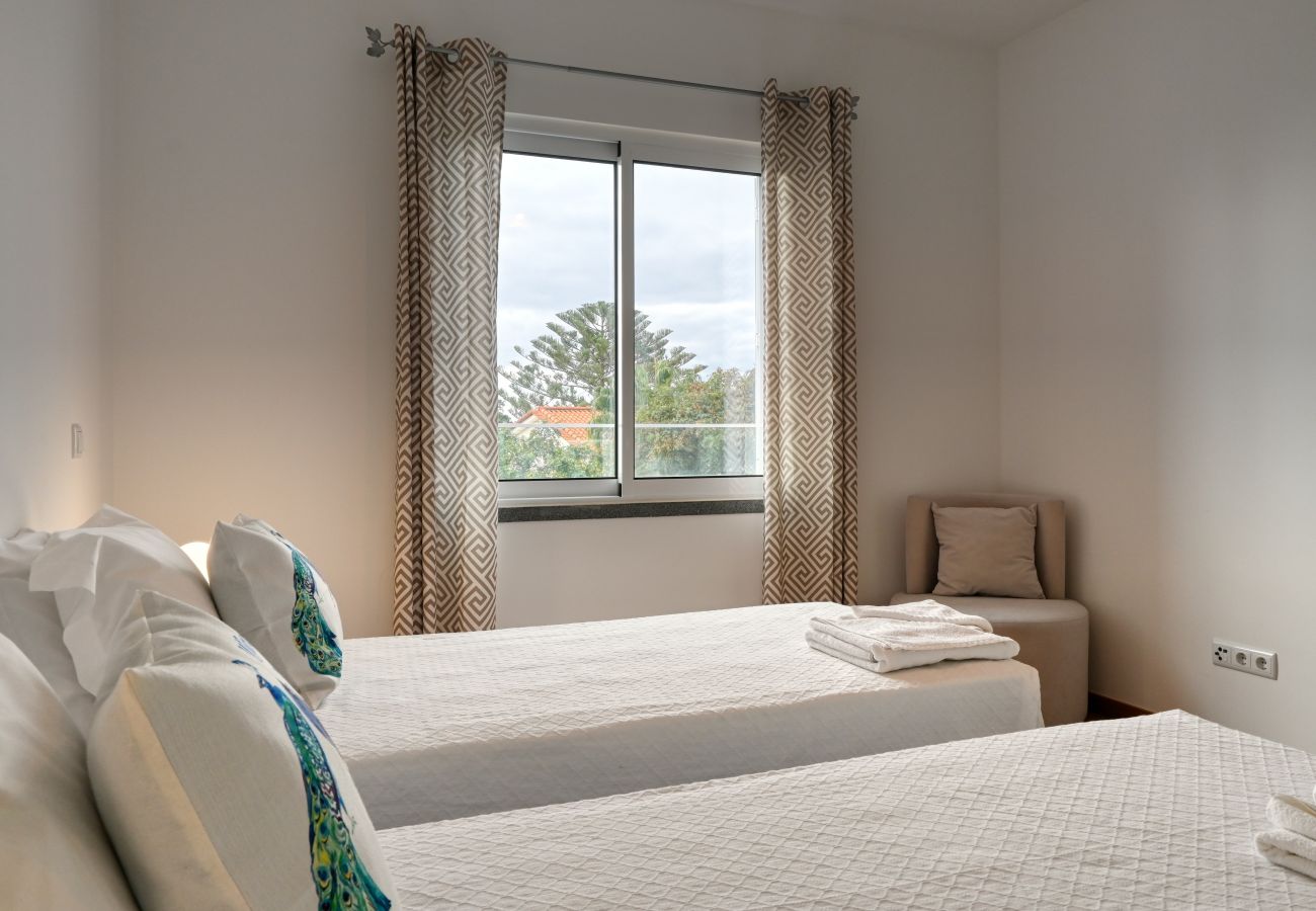 Apartment in Caniço - Tamariz Sea View, a Home in Madeira