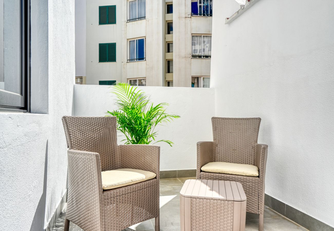 Apartment in Funchal - Beco Santa Emilia 1C, a Home in Madeira