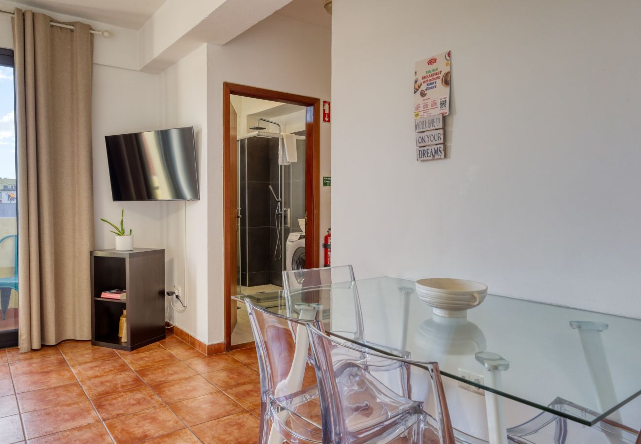 Apartment in Funchal - Beco Santa Emilia 4N, a Home in Madeira