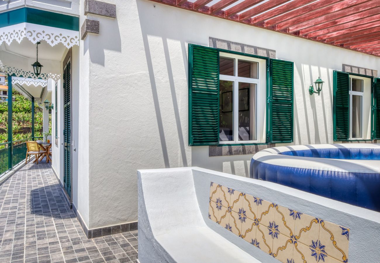 Apartment in Ponta do Sol - Freitas Paradise, a Home in Madeira