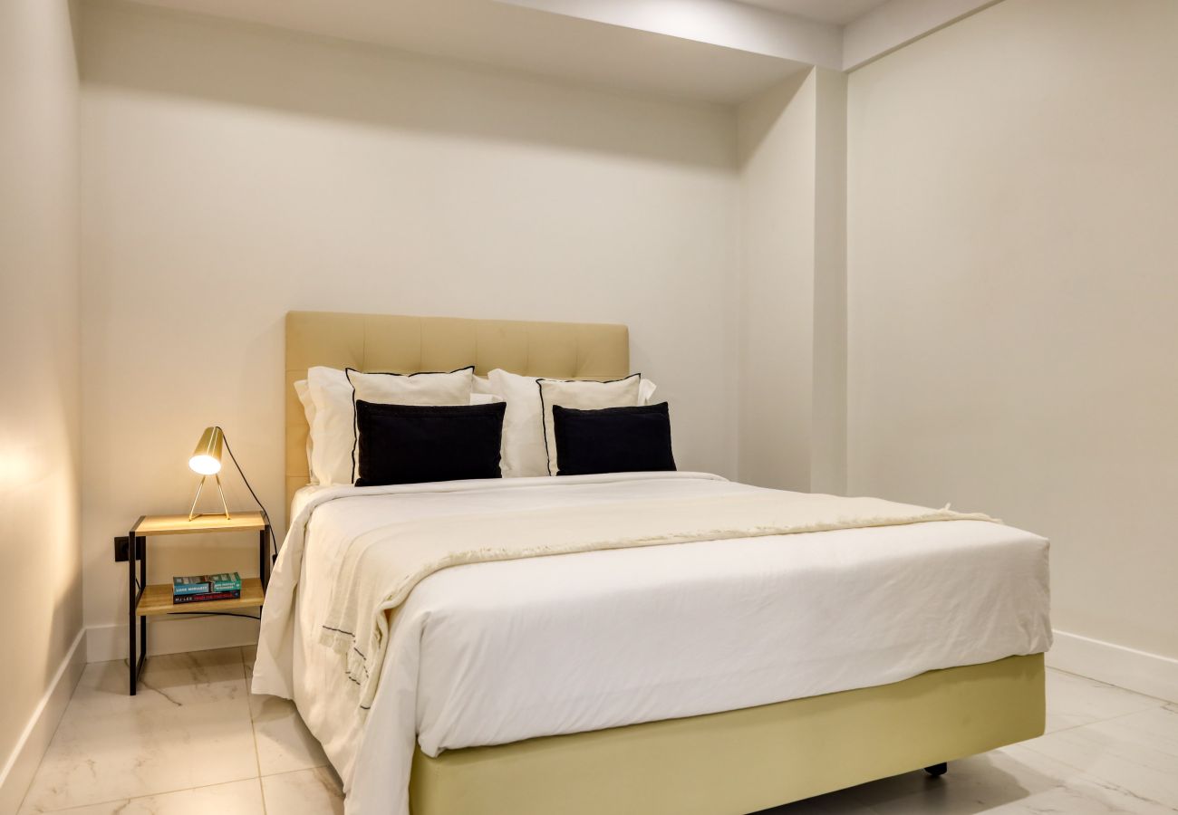 Apartment in Funchal - Beco Santa Emilia 4O, a Home in Madeira