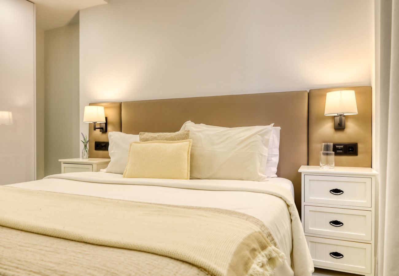 Apartment in Funchal - Beco Santa Emilia 4O, a Home in Madeira