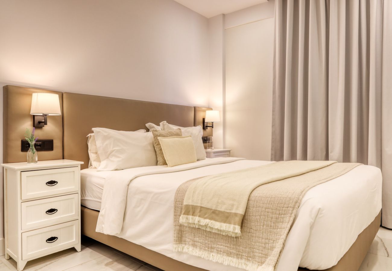 Apartment in Funchal - Beco Santa Emilia 4O, a Home in Madeira