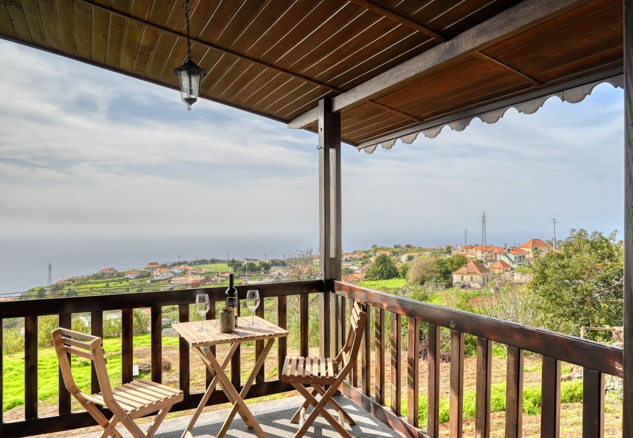 Chalet in Ponta do Sol - Chalet do Relogio d'Agua, a Home in Madeira