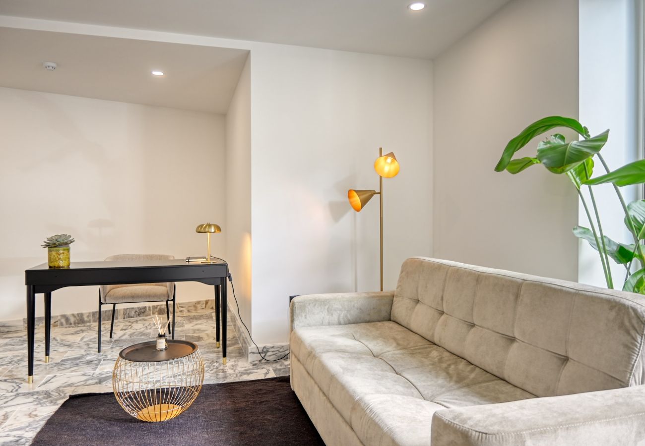 Studio in Funchal - BSE15 Apartments 2E, a Home in Madeira