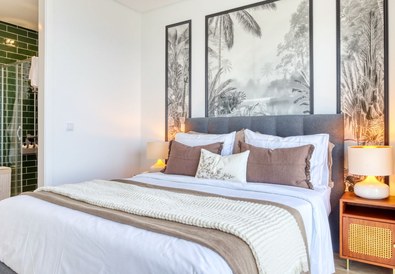 Villa in Arco da Calheta - Villa Arco-Iris, a Home in Madeira