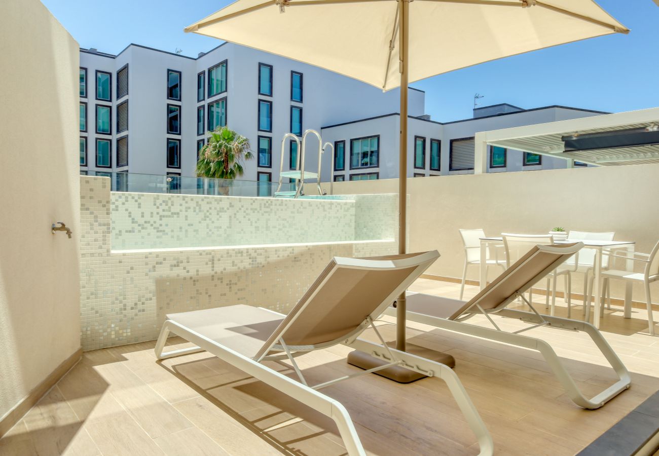 Apartment in Funchal - Funchal Acqua Blue 3O, a Home in Madeira