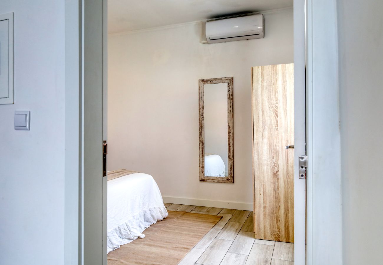 Apartment in Ponta do Sol - Casa da Tia Celeste I, a Home in Madeira