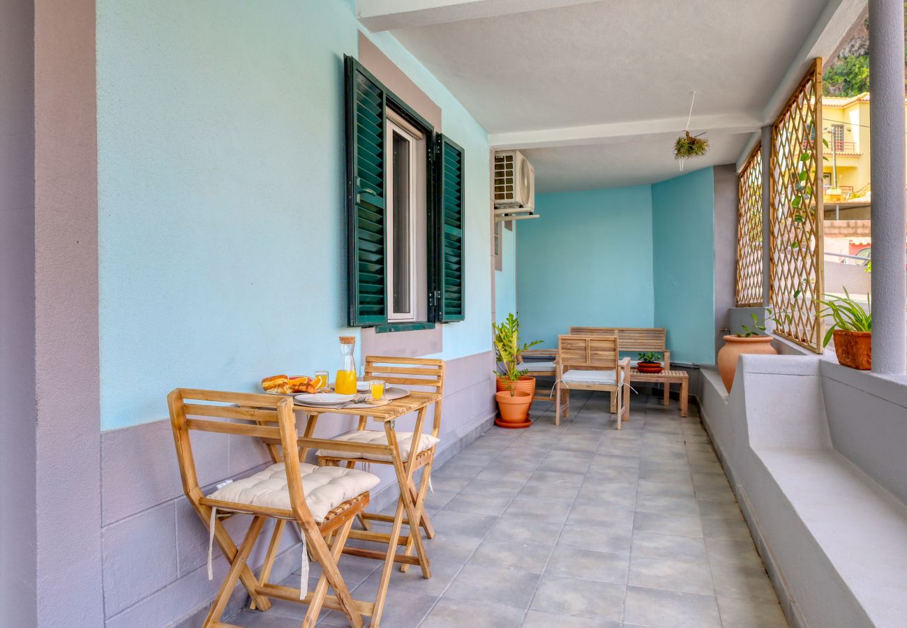 Apartment in Ponta do Sol - Casa da Tia Celeste II, a Home in Madeira