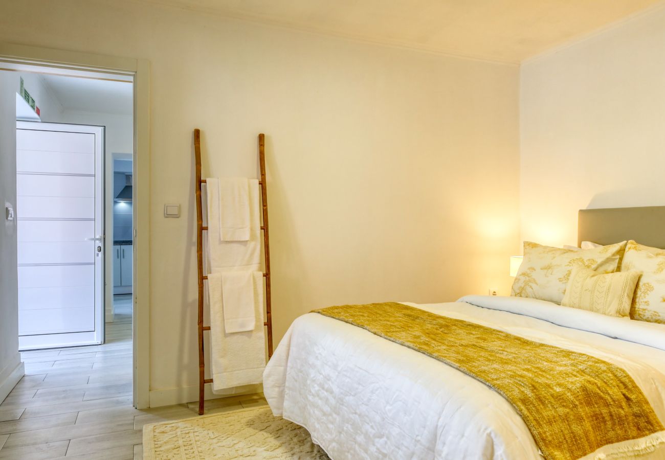 Apartment in Ponta do Sol - Casa da Tia Celeste II, a Home in Madeira