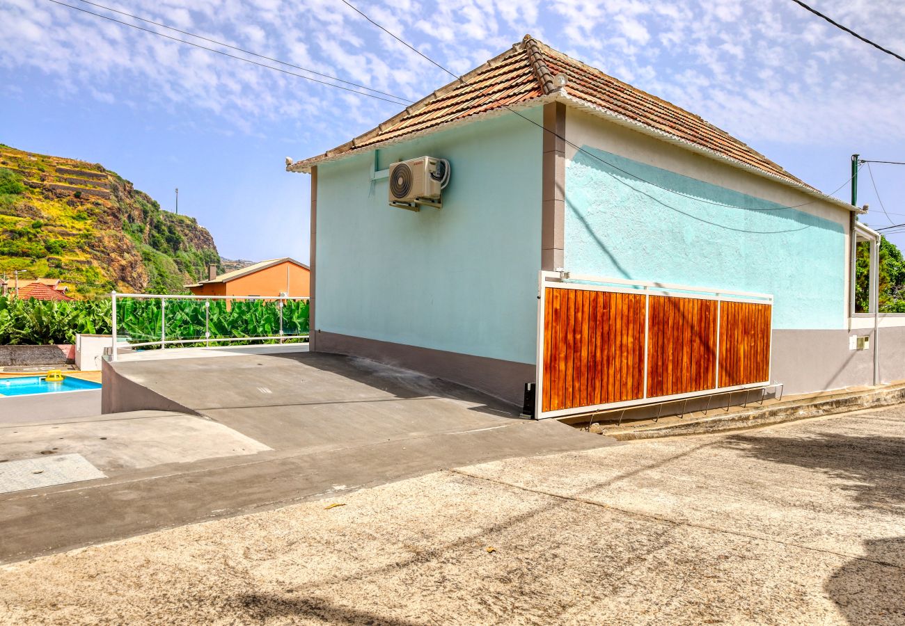 Apartment in Ponta do Sol - Casa da Tia Celeste II, a Home in Madeira